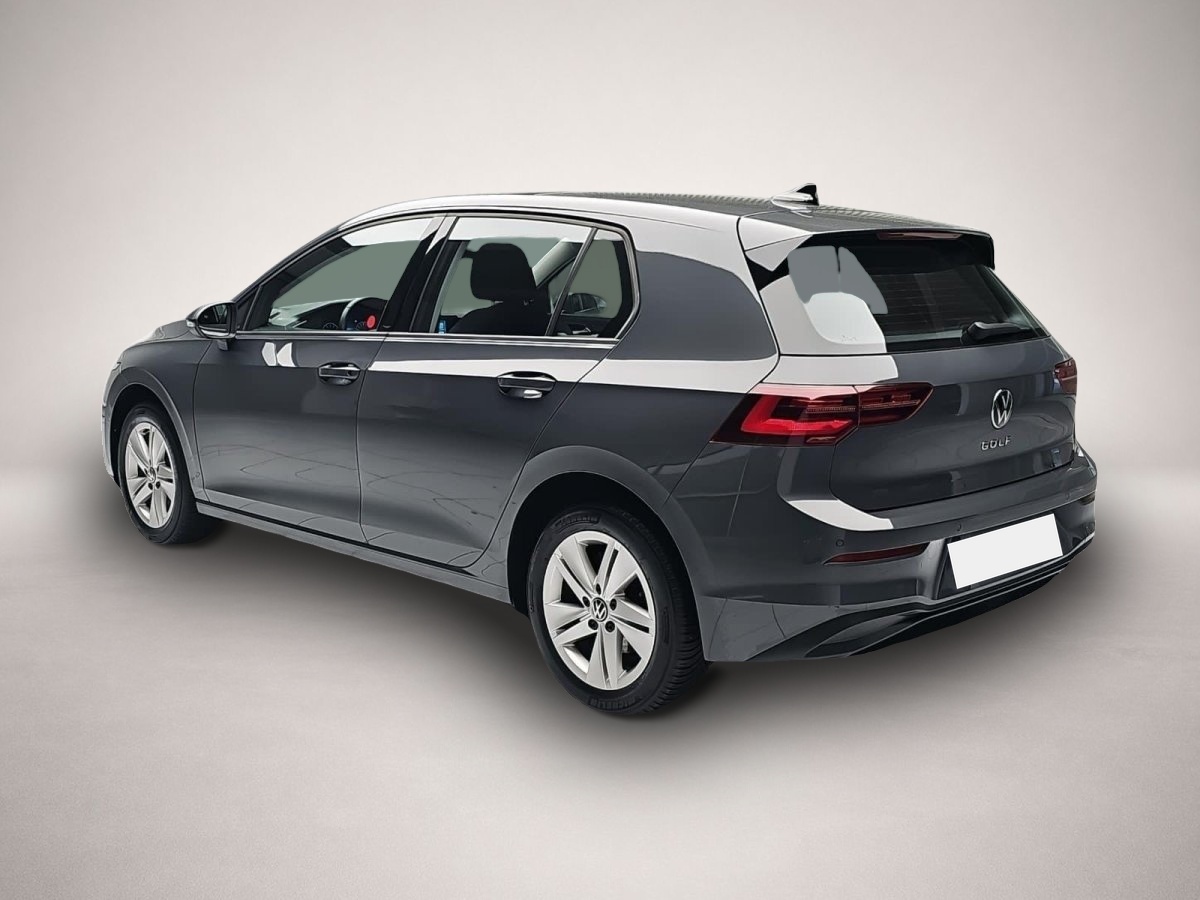 Volkswagen Golf (08/2020, Benzin)