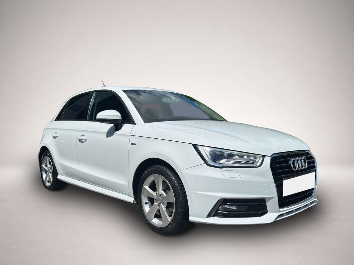 Audi A1 (07/2016, Benzin)