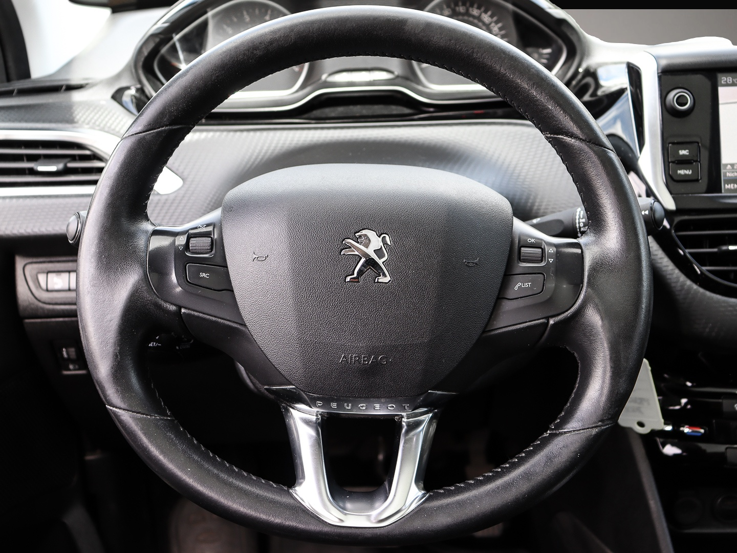 Peugeot 2008 (07/2019, Benzin)
