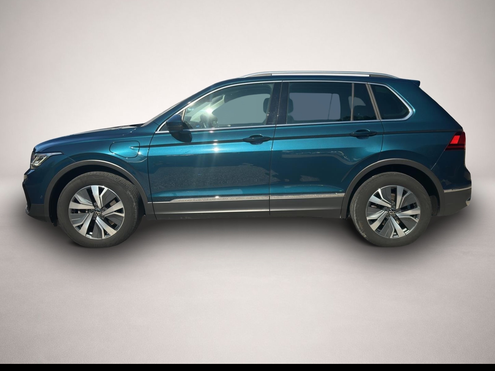Volkswagen Tiguan (12/2022, Hybrid (Benzin/Elektro))