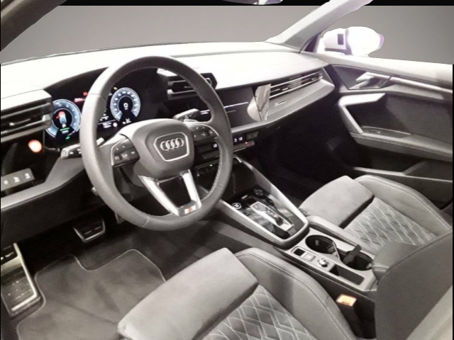 Audi A3 (11/2025, Hybrid (Benzin/Elektro))