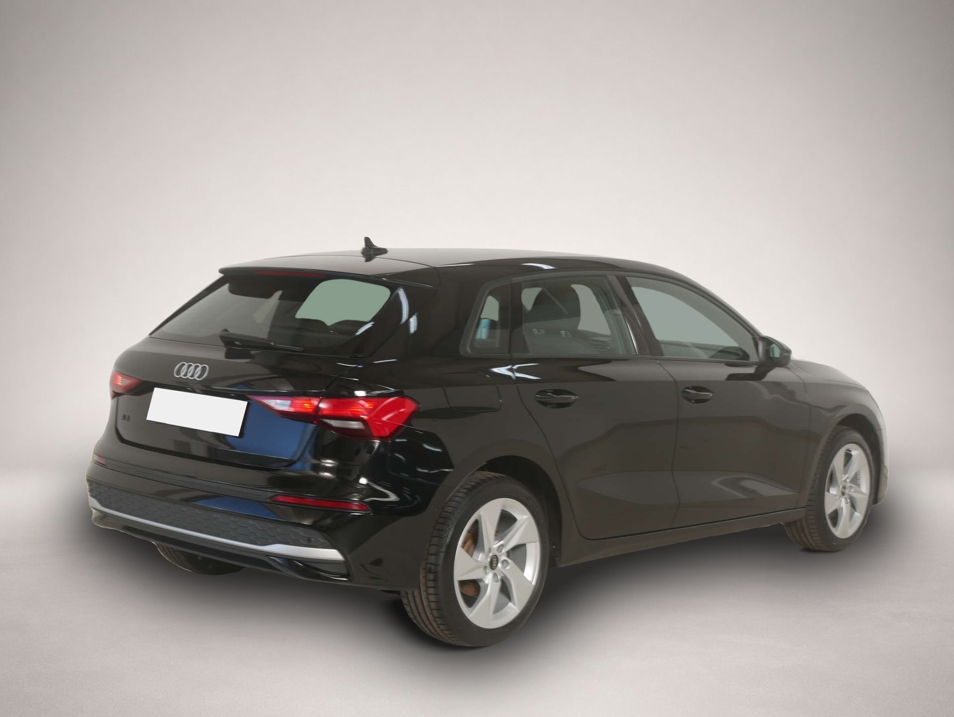 Audi A3 (08/2025, Benzin)