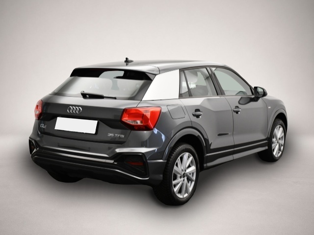 Audi Q2 (10/2025, Benzin)