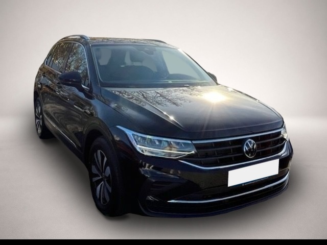 Volkswagen Tiguan (10/2023, Diesel)