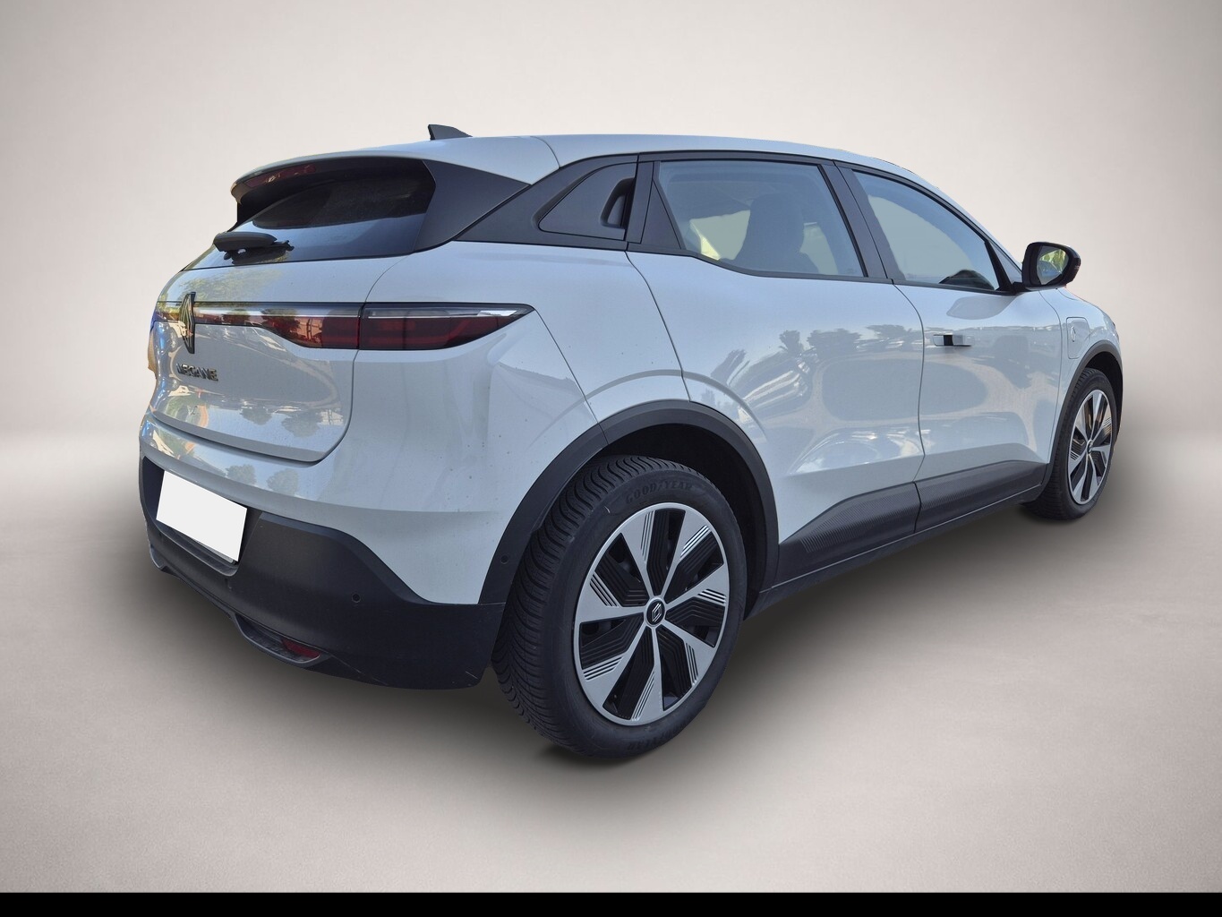 Renault Megane E-TECH (11/2022, ELECTRIC)