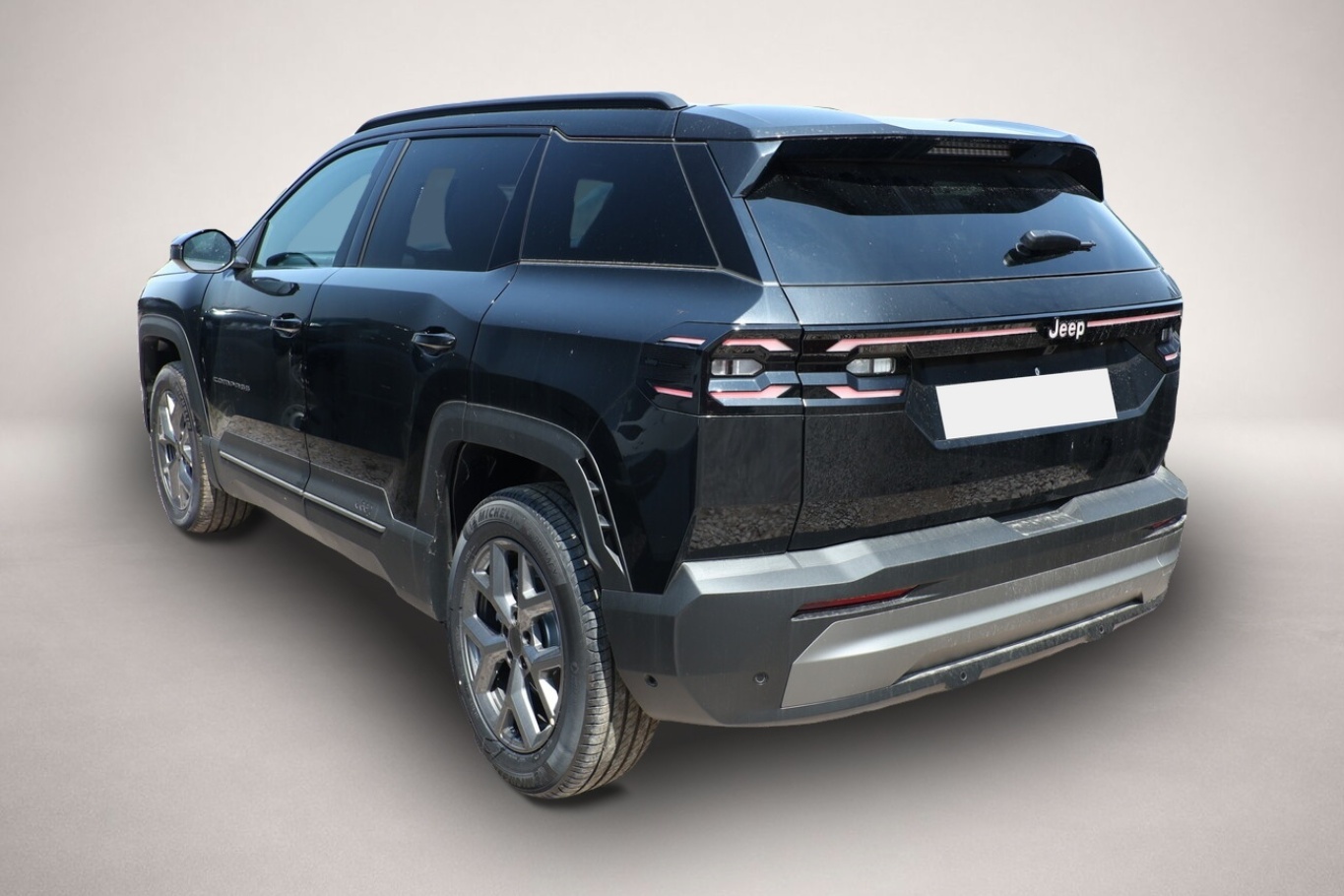 Jeep Compass (05/2026, Benzin)