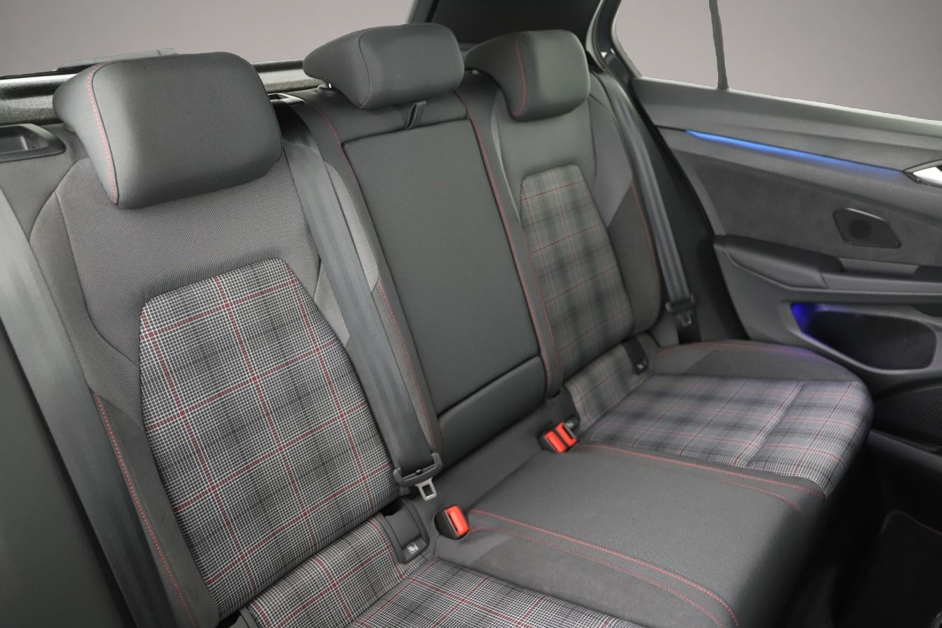Volkswagen Golf (12/2023, Benzin)