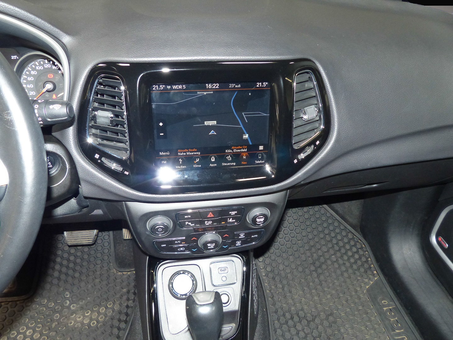 Jeep Compass (05/2019, Benzin)
