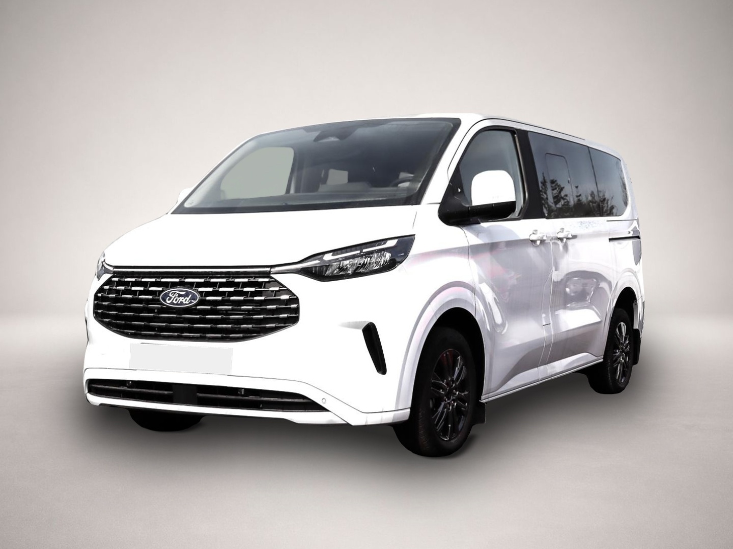 Ford Tourneo Custom (02/2026, Diesel)