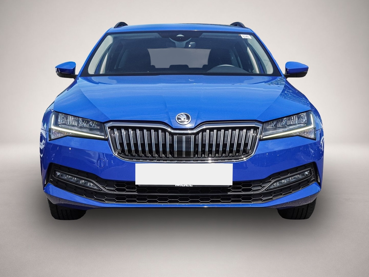 Skoda Superb (10/2022, Benzin)