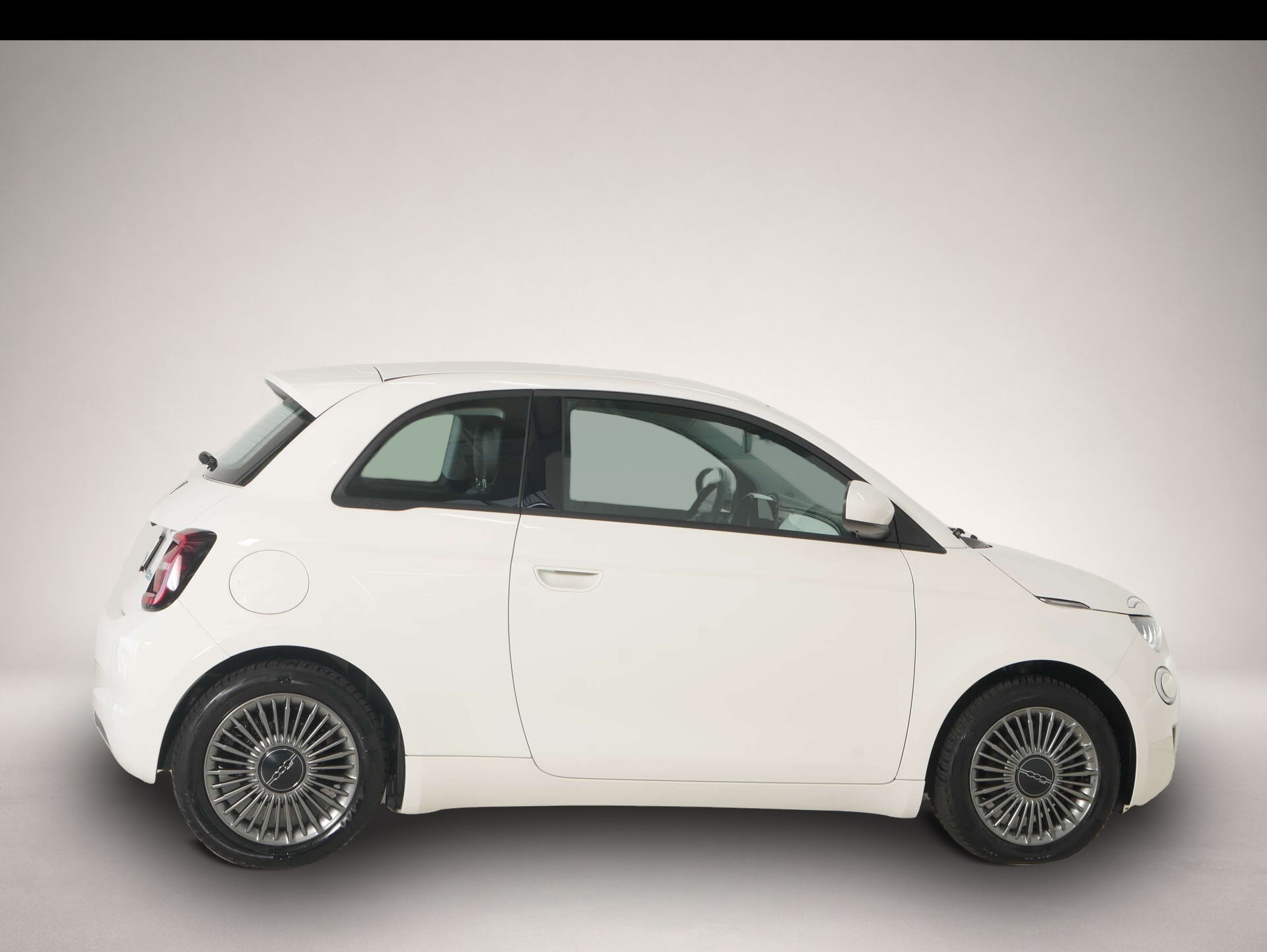 Fiat 500e (06/2022, ELECTRIC)