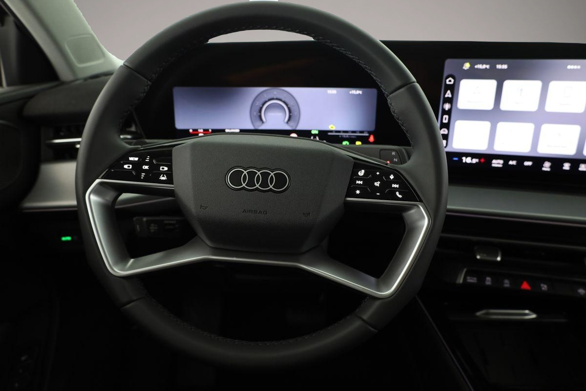 Audi Q3 (03/2026, Benzin)