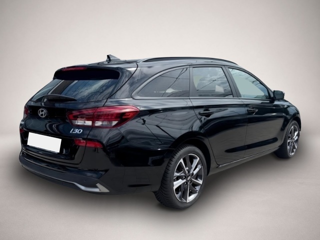 Hyundai i30 (10/2025, Benzin)