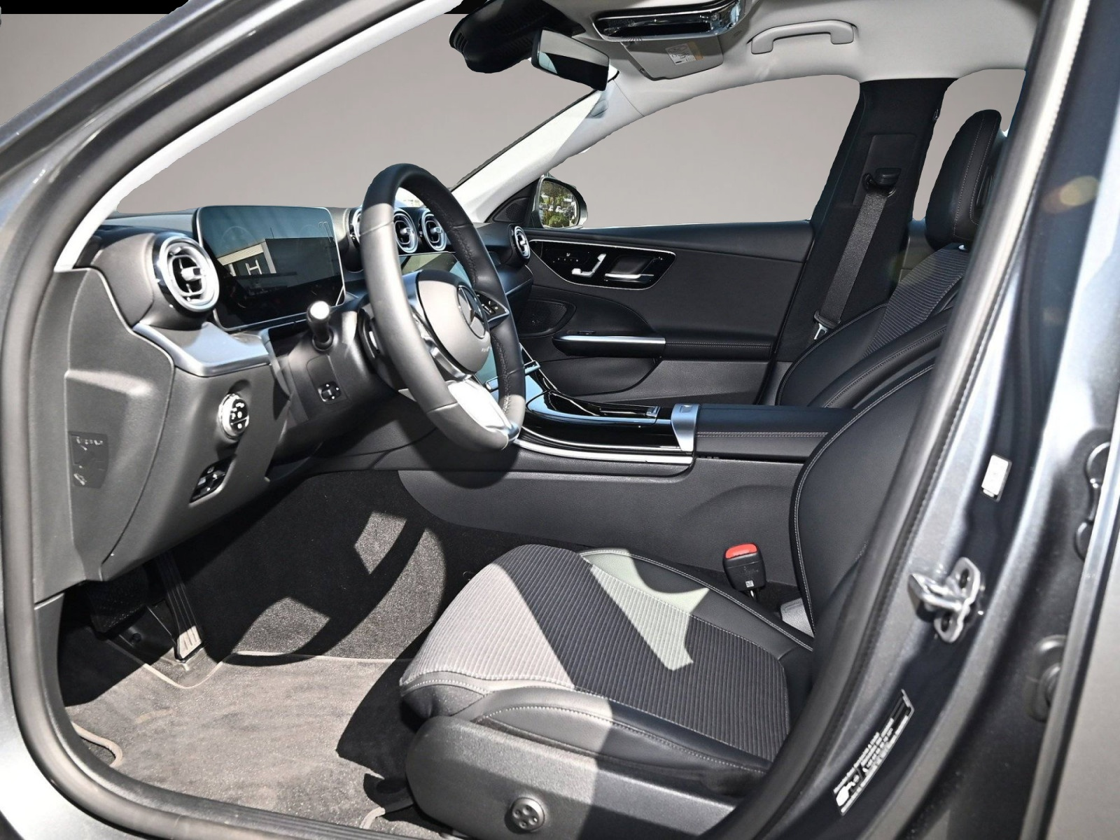 Mercedes-Benz C 300 (01/2025, Hybrid (Benzin/Elektro))