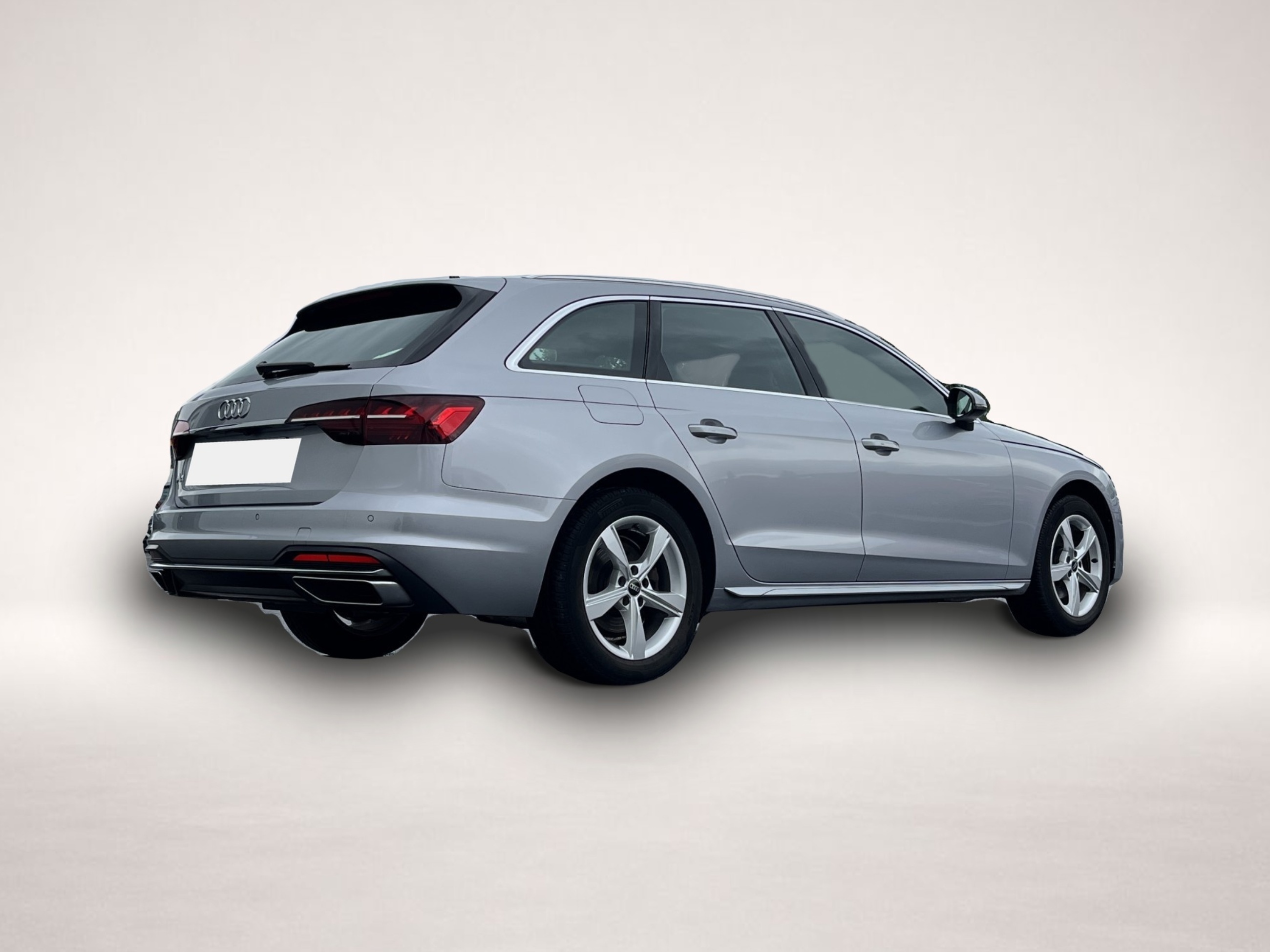 Audi A4 (04/2022, Benzin)