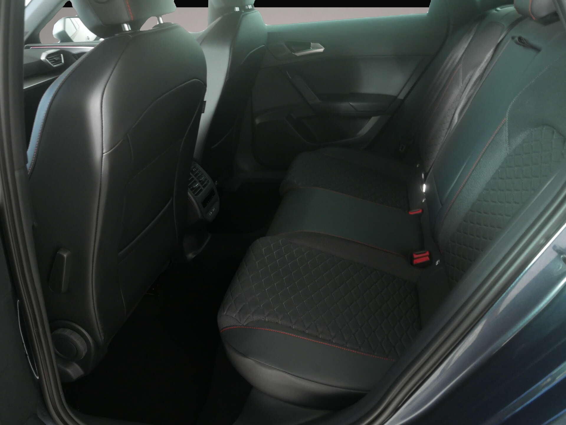 SEAT Leon, image 7 of 9