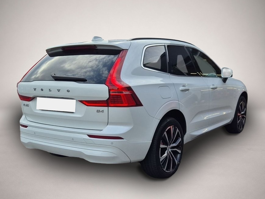 Volvo XC60 (12/2023, Benzin)