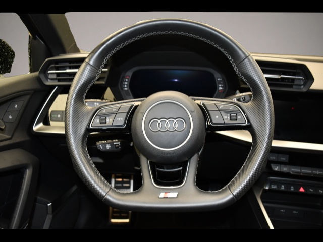 Audi quattro (06/2022, )