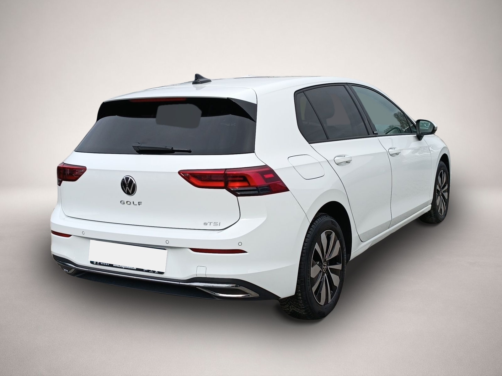Volkswagen Golf (02/2024, Benzin)