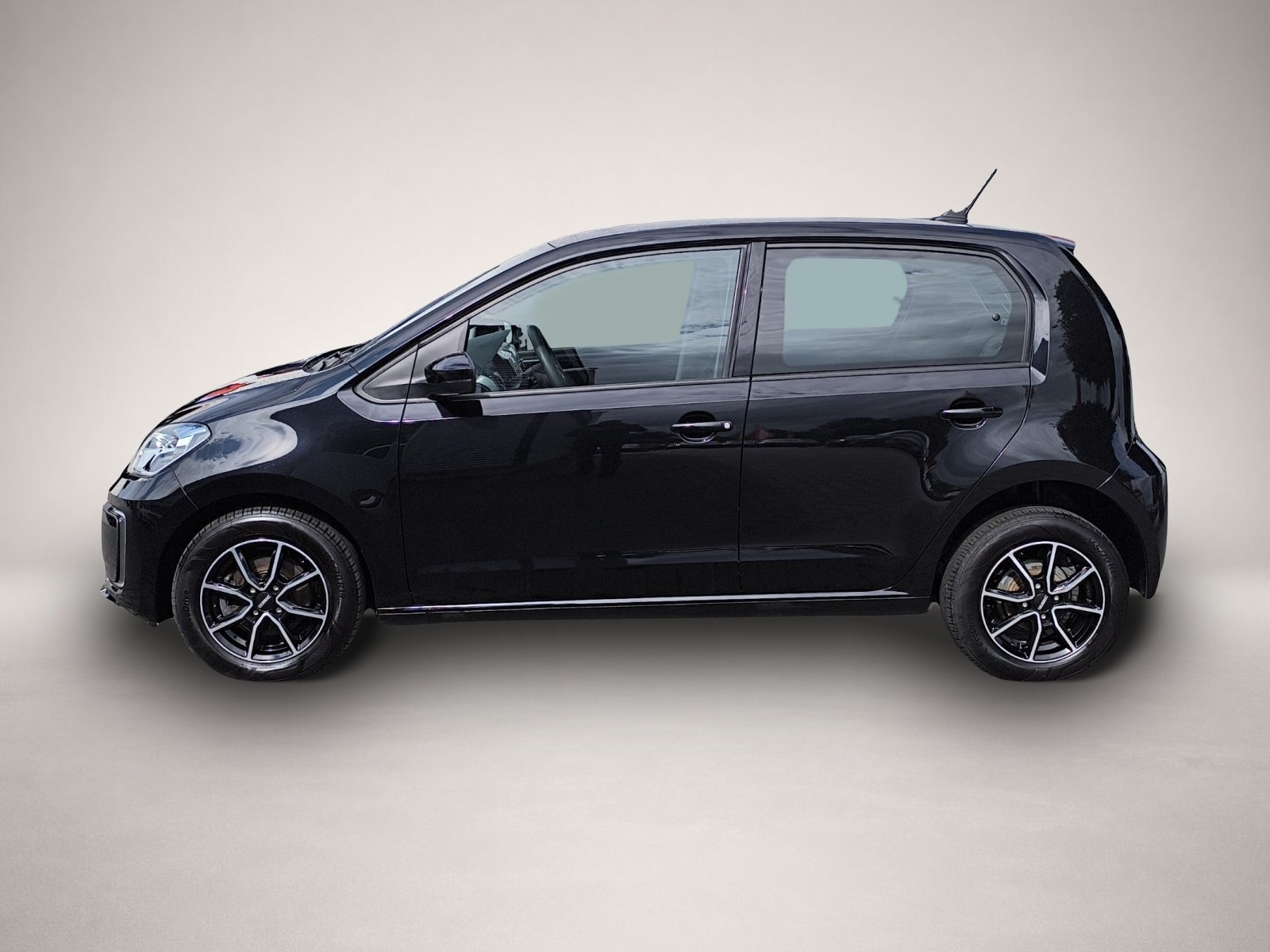 Volkswagen e-up! (04/2022, ELECTRIC)