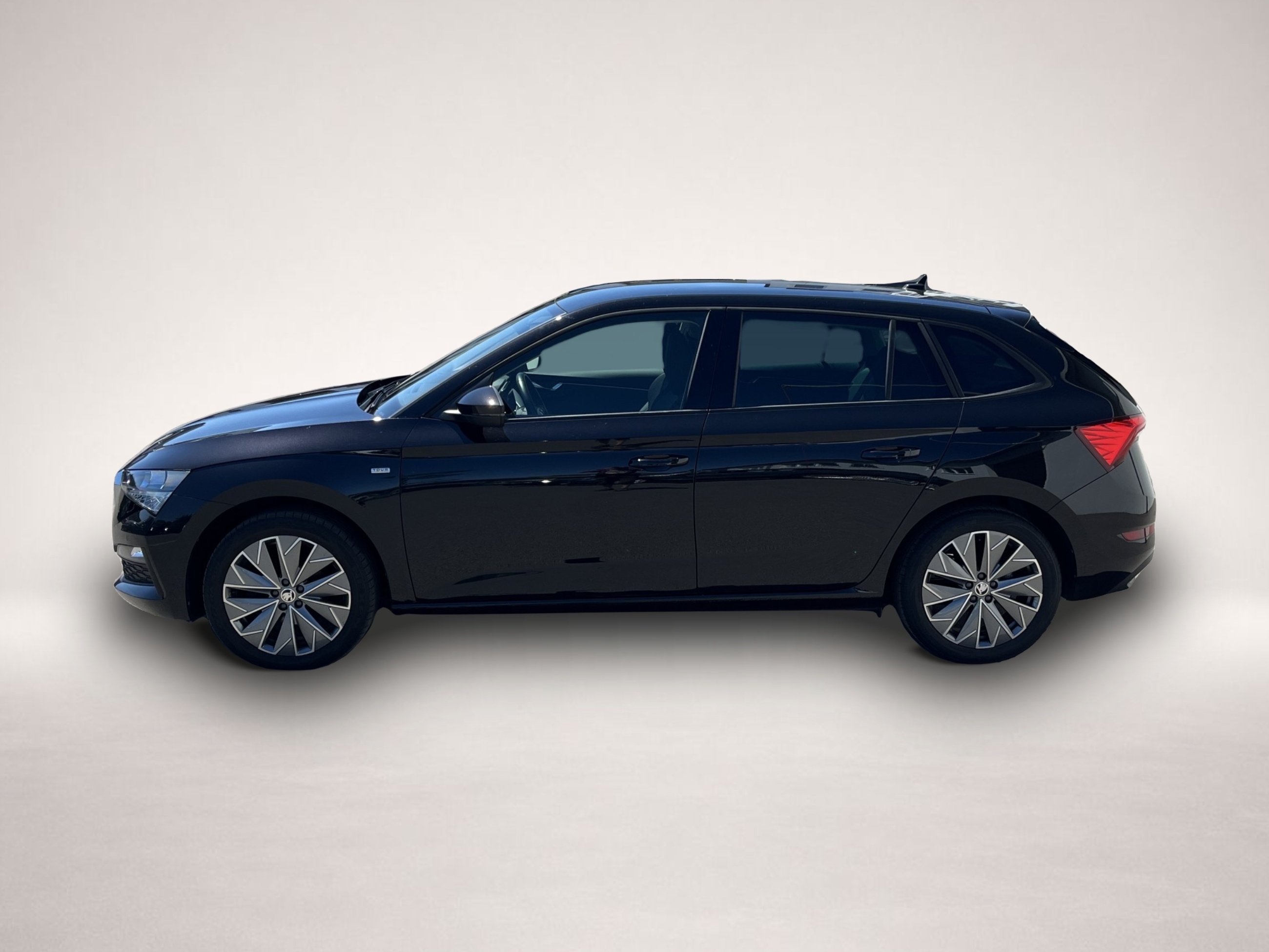 Skoda Scala (04/2023, Benzin)