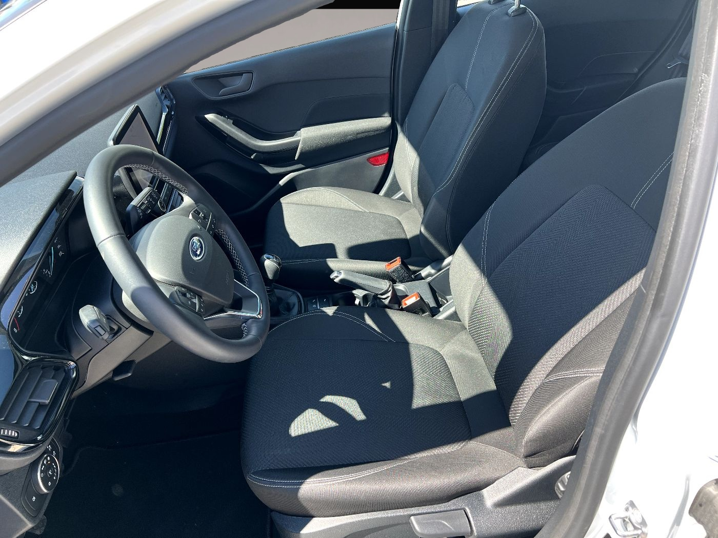 Ford Fiesta (08/2022, Benzin)