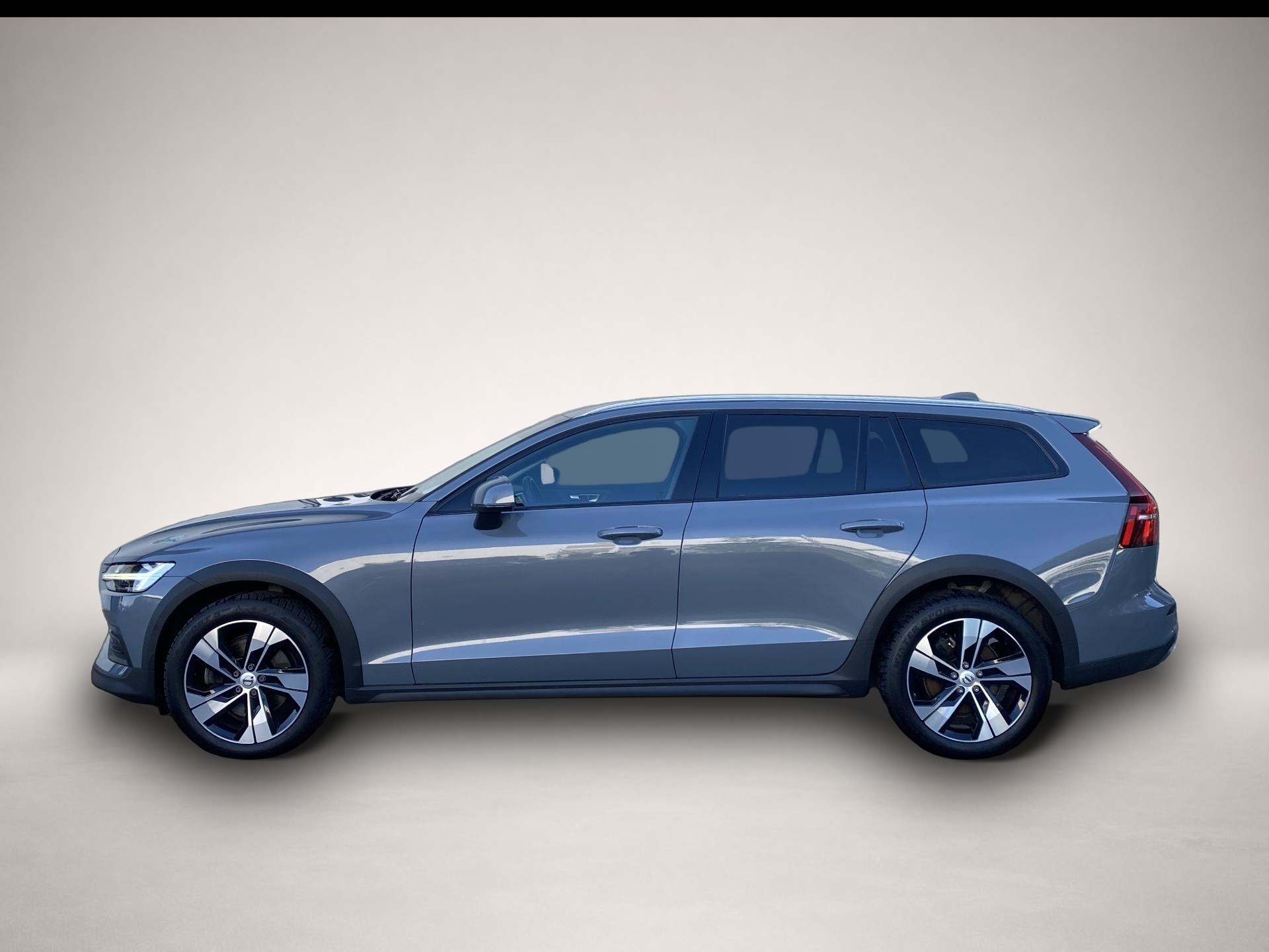Volvo V60 Cross Country (07/2023, Diesel)