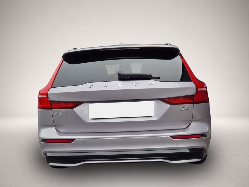 Volvo V60 (09/2025, Benzin)