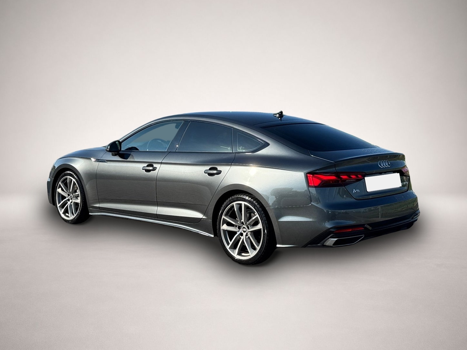 Audi A5 (02/2023, Benzin)