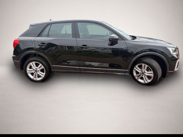 Audi Q2 (03/2023, Benzin)