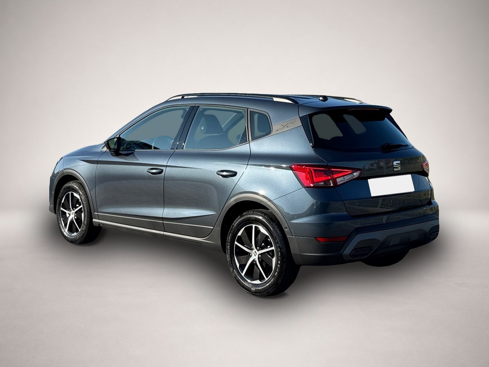 Seat Arona (06/2026, Benzin)
