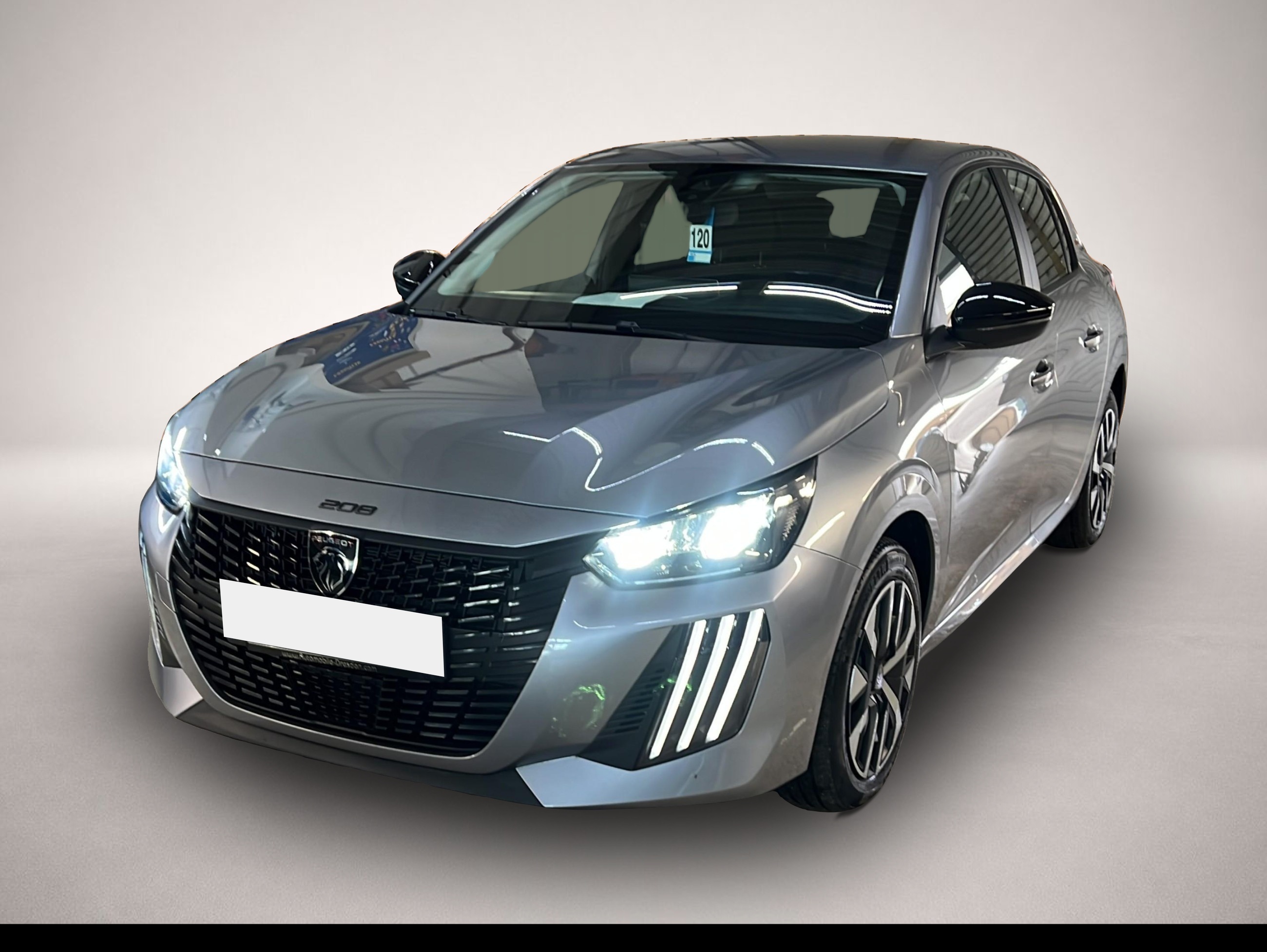 Peugeot 208 (03/2025, Benzin)