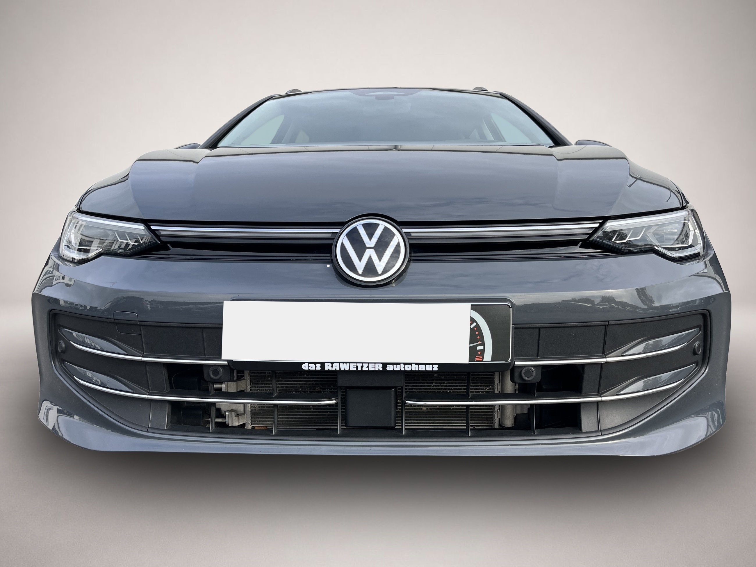 Volkswagen Golf (09/2025, Benzin)