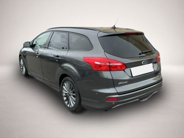 Ford Focus (10/2017, Benzin)