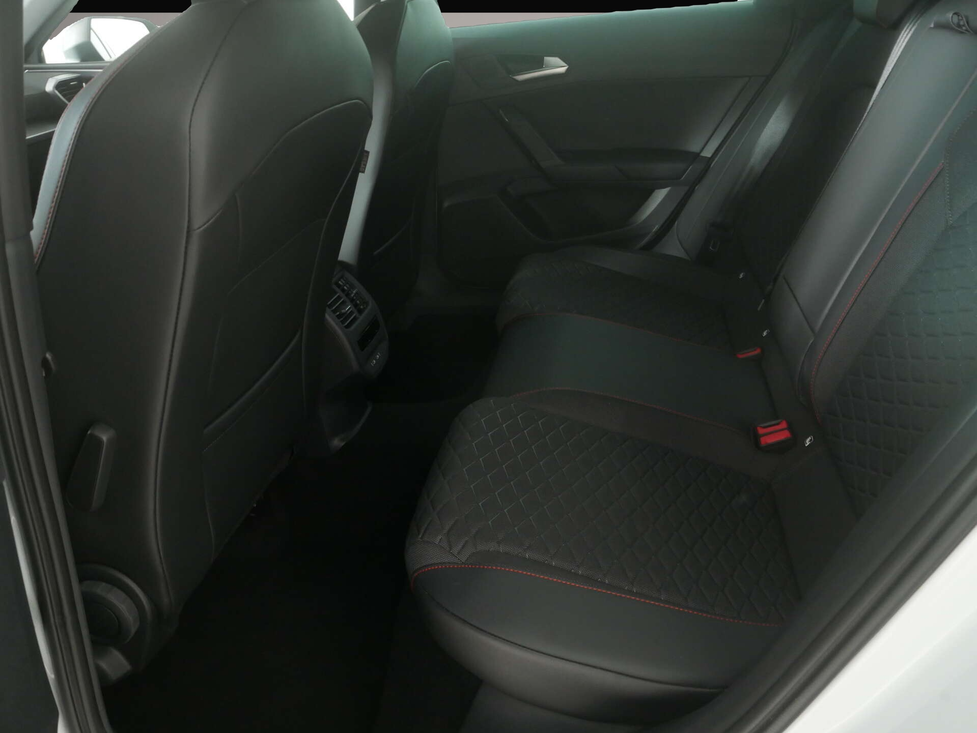 Seat Leon (07/2025, Benzin)