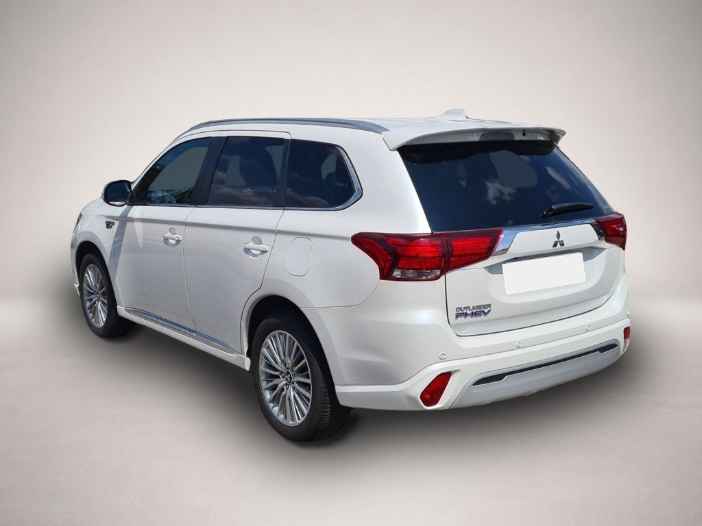 Mitsubishi Plug-in Hybrid Outlander (05/2020, )