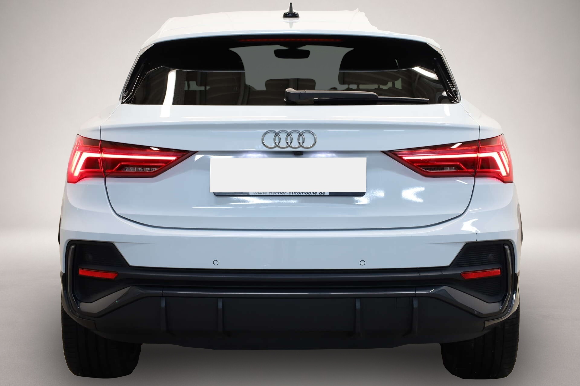 Audi Q3 (12/2022, Hybrid (Benzin/Elektro))