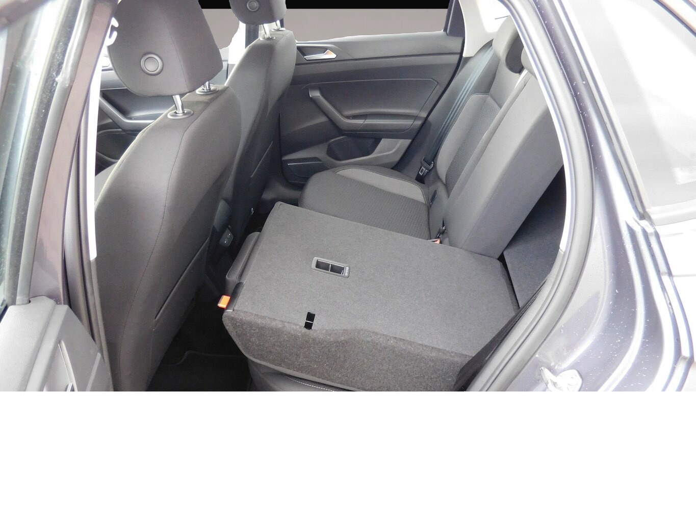 Volkswagen Polo (05/2024, Benzin)