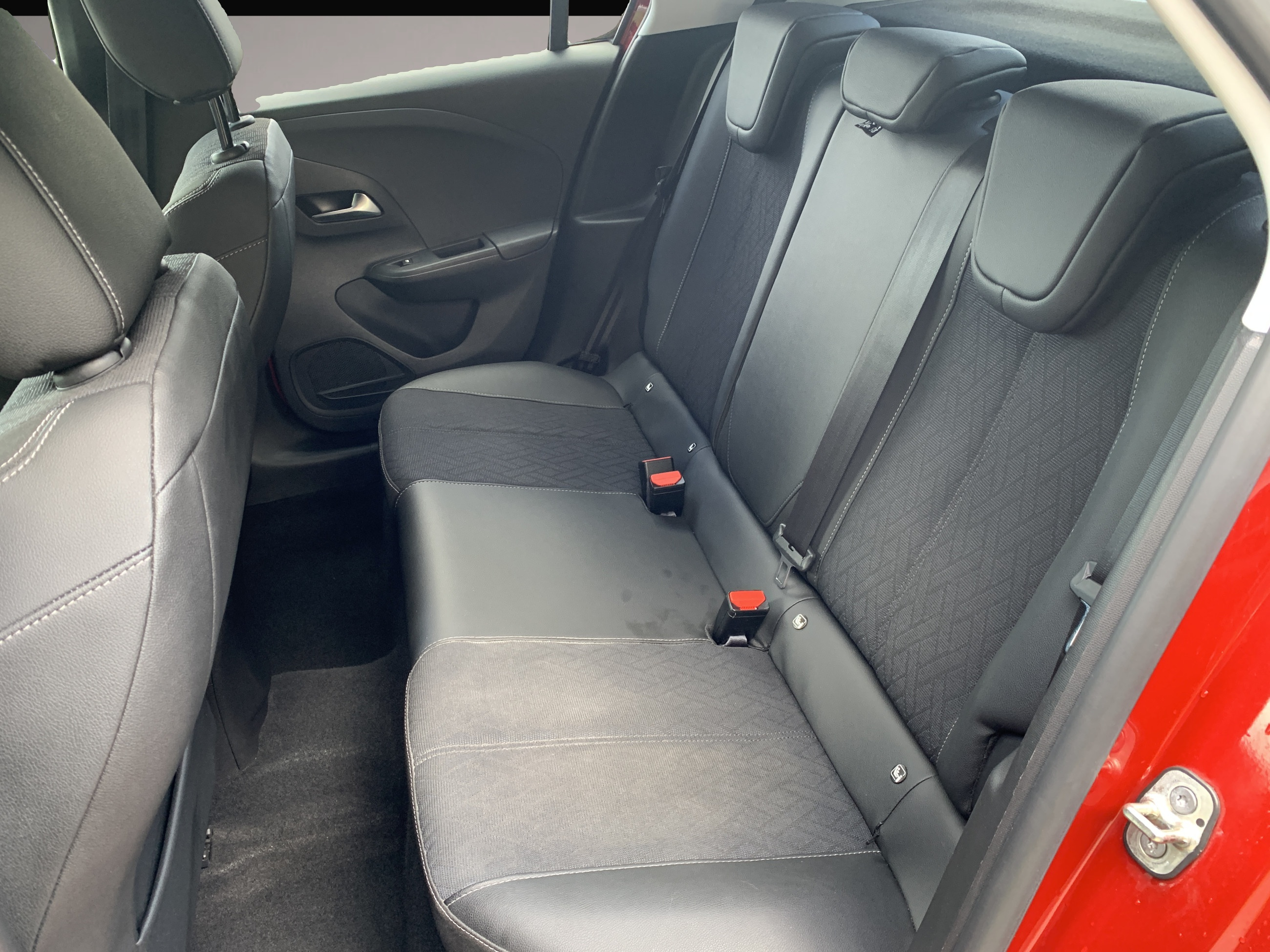 Opel Corsa (10/2021, Benzin)