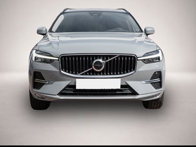 Volvo XC60 (12/2023, Benzin)