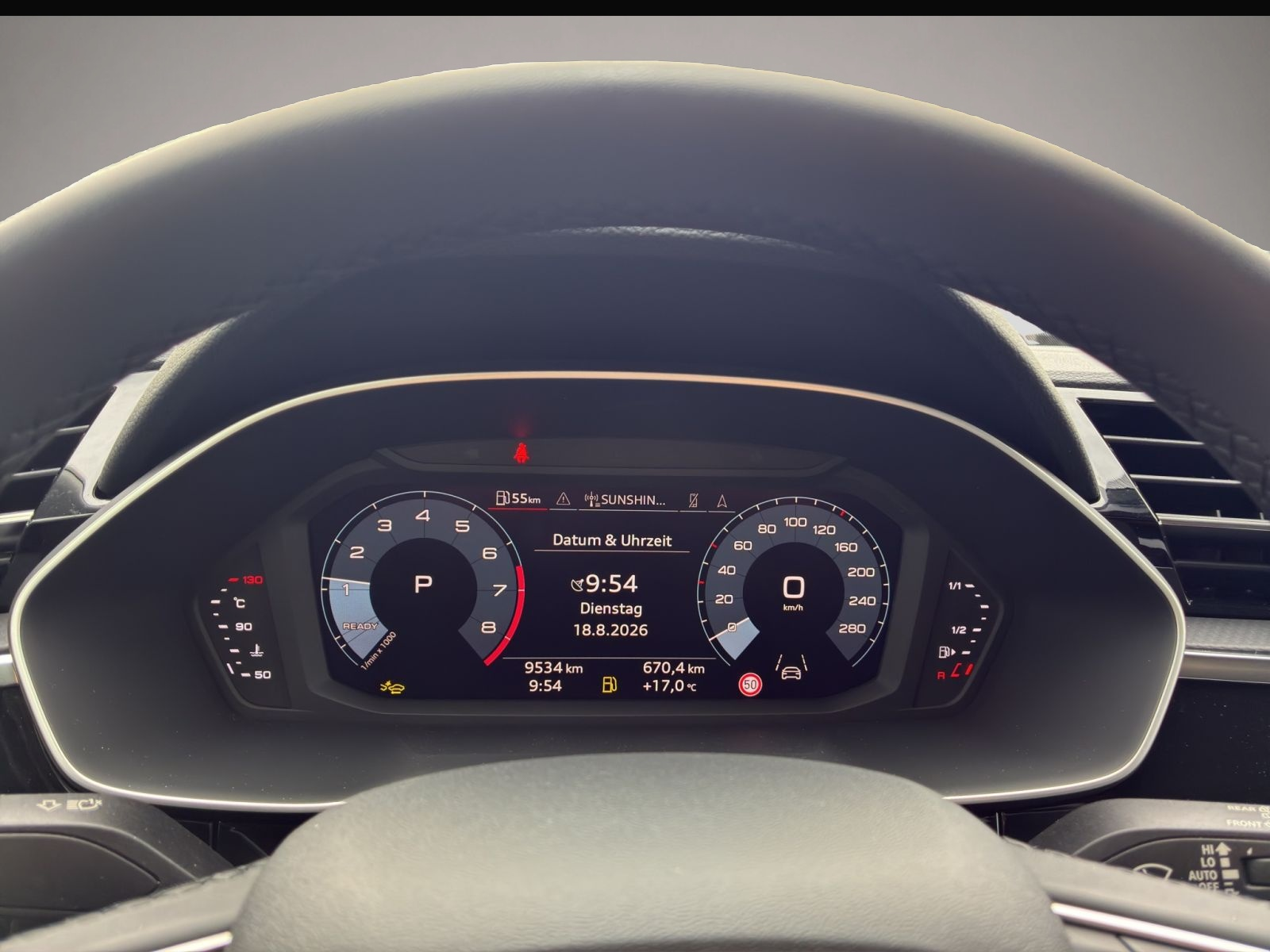 Audi Q3 (09/2025, Benzin)