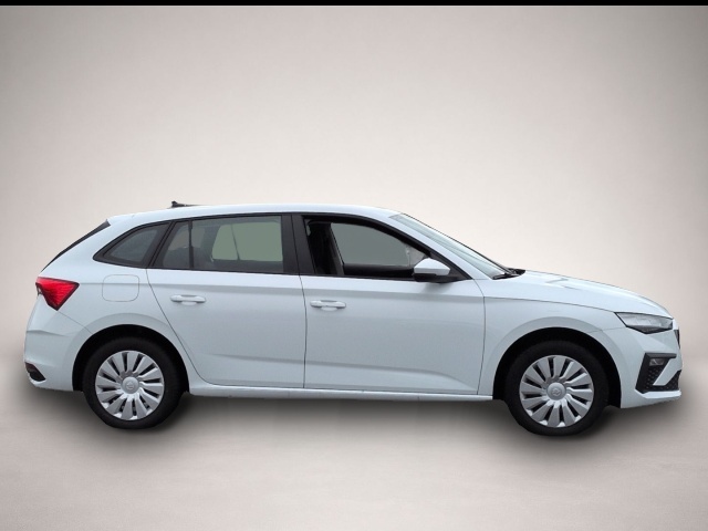 Skoda Scala (03/2025, Benzin)
