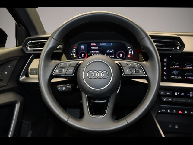 Audi A3 (05/2025, Benzin)