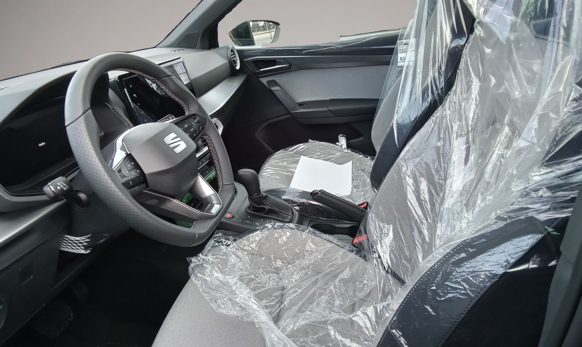 Seat Arona (, Benzin)
