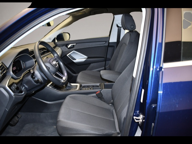 Audi Q3 (07/2023, Benzin)