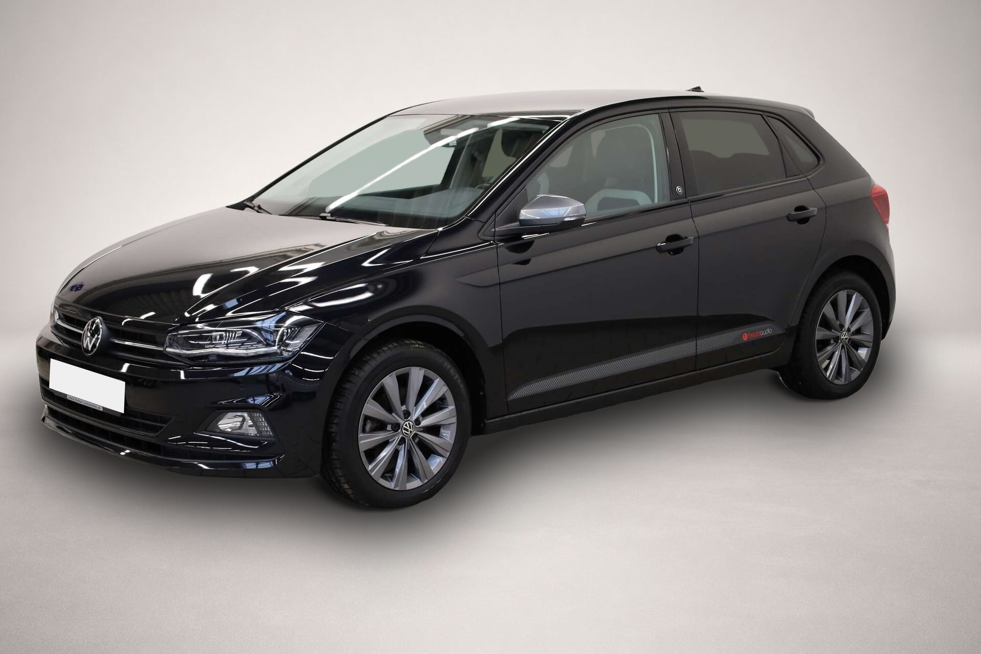 Volkswagen Polo (12/2021, Benzin)