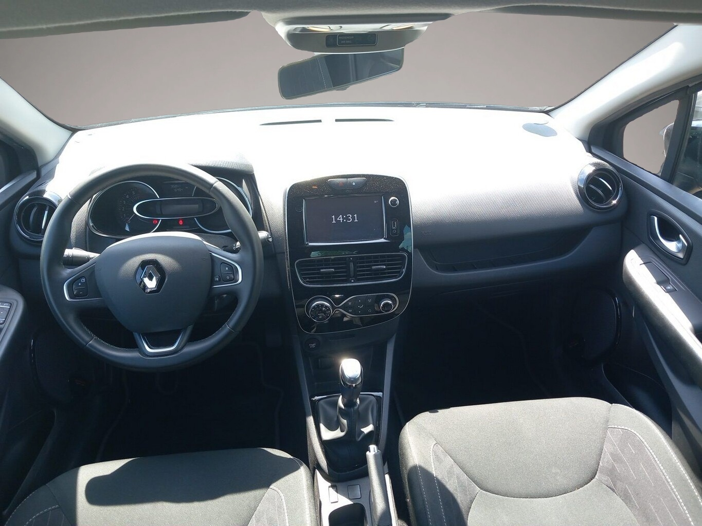 Renault Clio (02/2019, Benzin)
