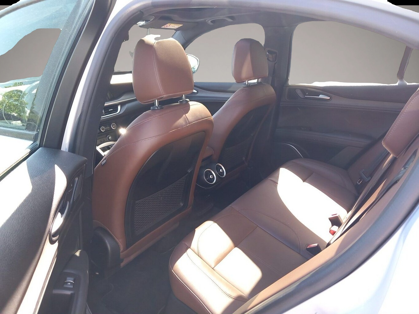 Alfa-Romeo Stelvio (11/2022, Benzin)