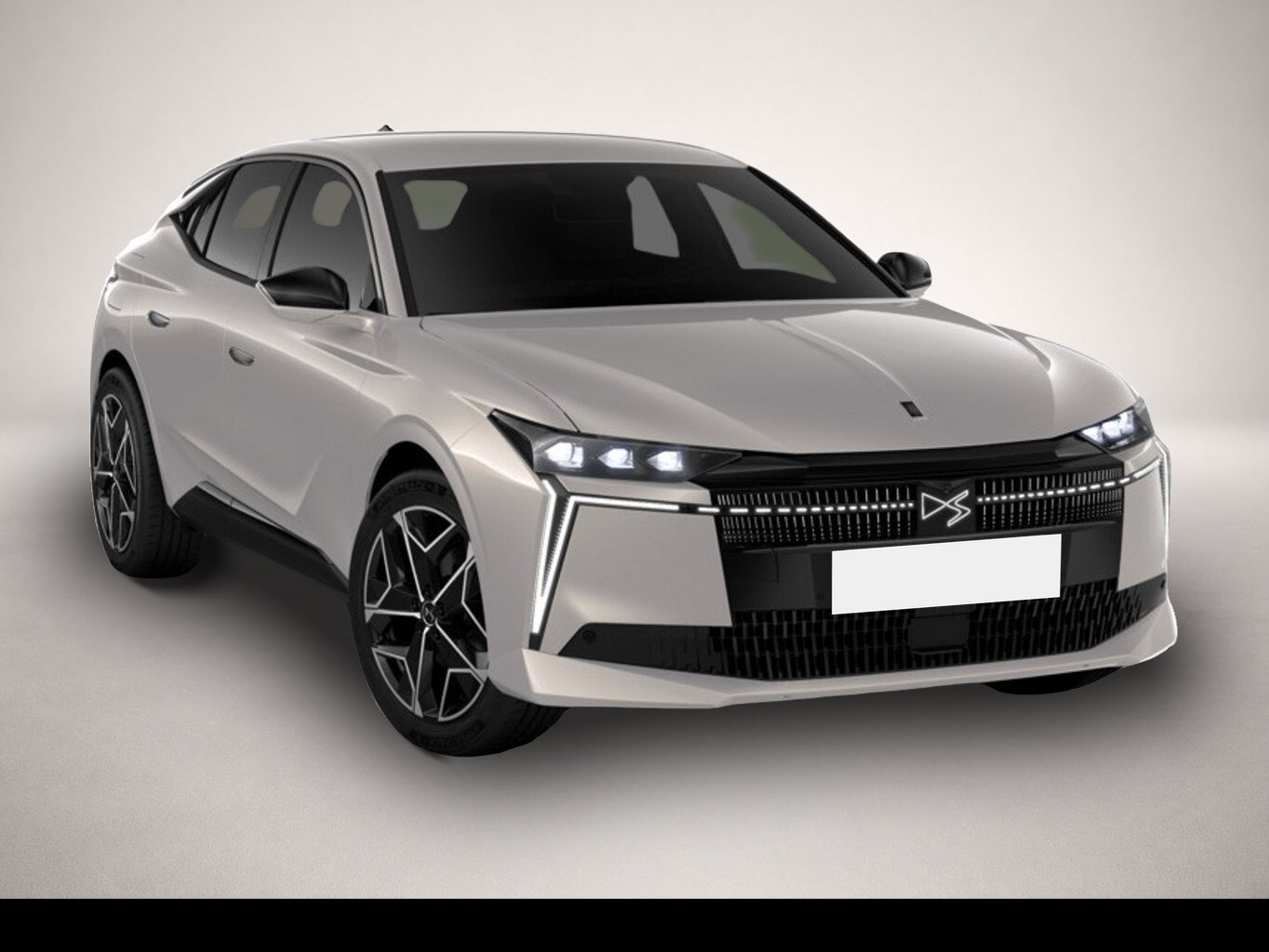 Ds-Automobiles Nº4 (05/2026, Benzin)