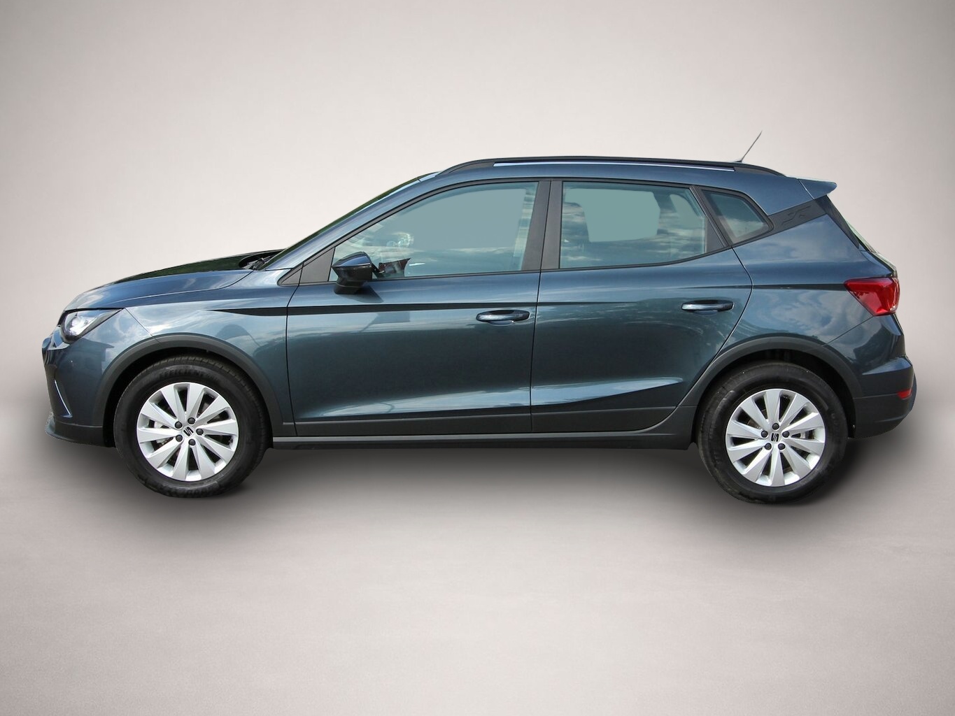 Seat Arona (03/2025, Benzin)